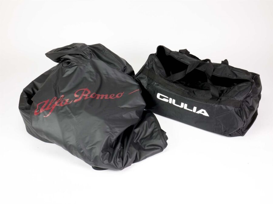 Alfa Romeo Giulia Fahrzeugabdeckung Outdoor schwarz Originalzubehör