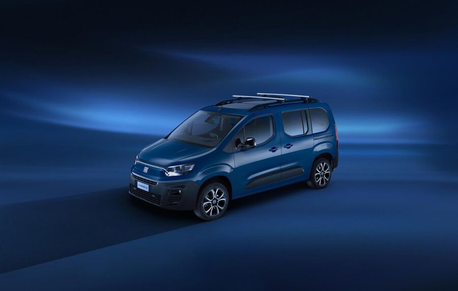 Fiat Doblo Dachträger Originalzubehör geschlossene Dachreling (Modell 2023)