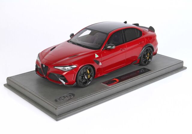 Alfa Romeo Giulia GTA Modellauto 1:18 limitiert