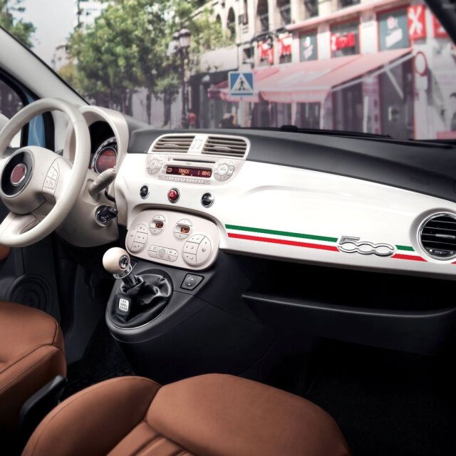 Abarth 500 595 Armaturenbrett Streifen Tricolore