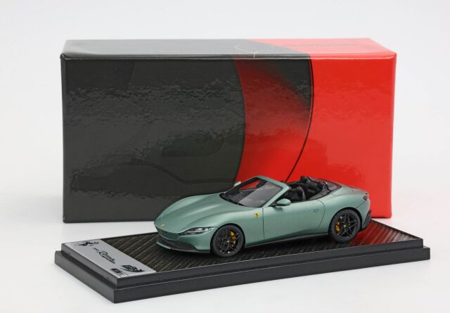 Ferrari Roma Spider Verde medio matt rot Bremssättel Modellauto 1:43 limitiert