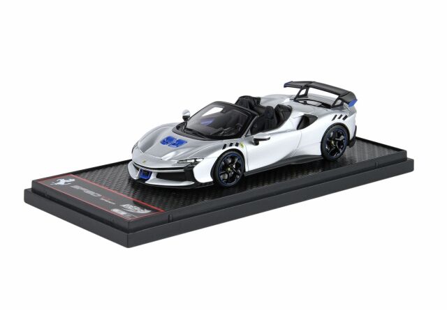 Ferrari SF90 XX Spider Nurburgring silber Modellauto 1:43...